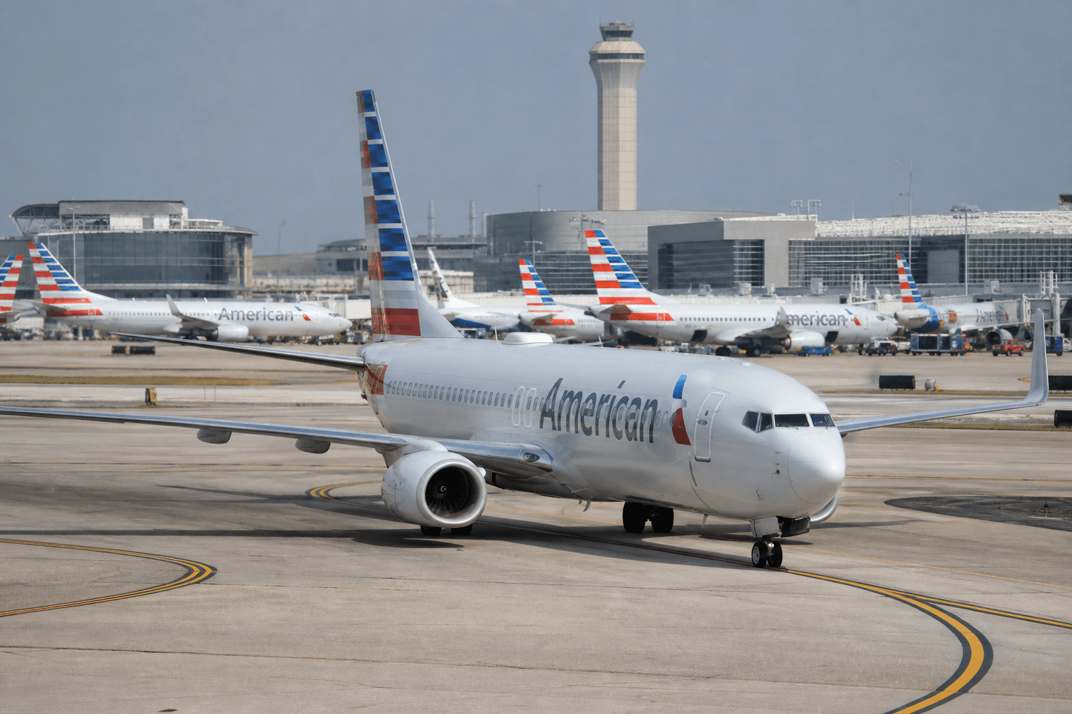 American Airlines Faces Persistent Operational Challenges Despite Positive Spin