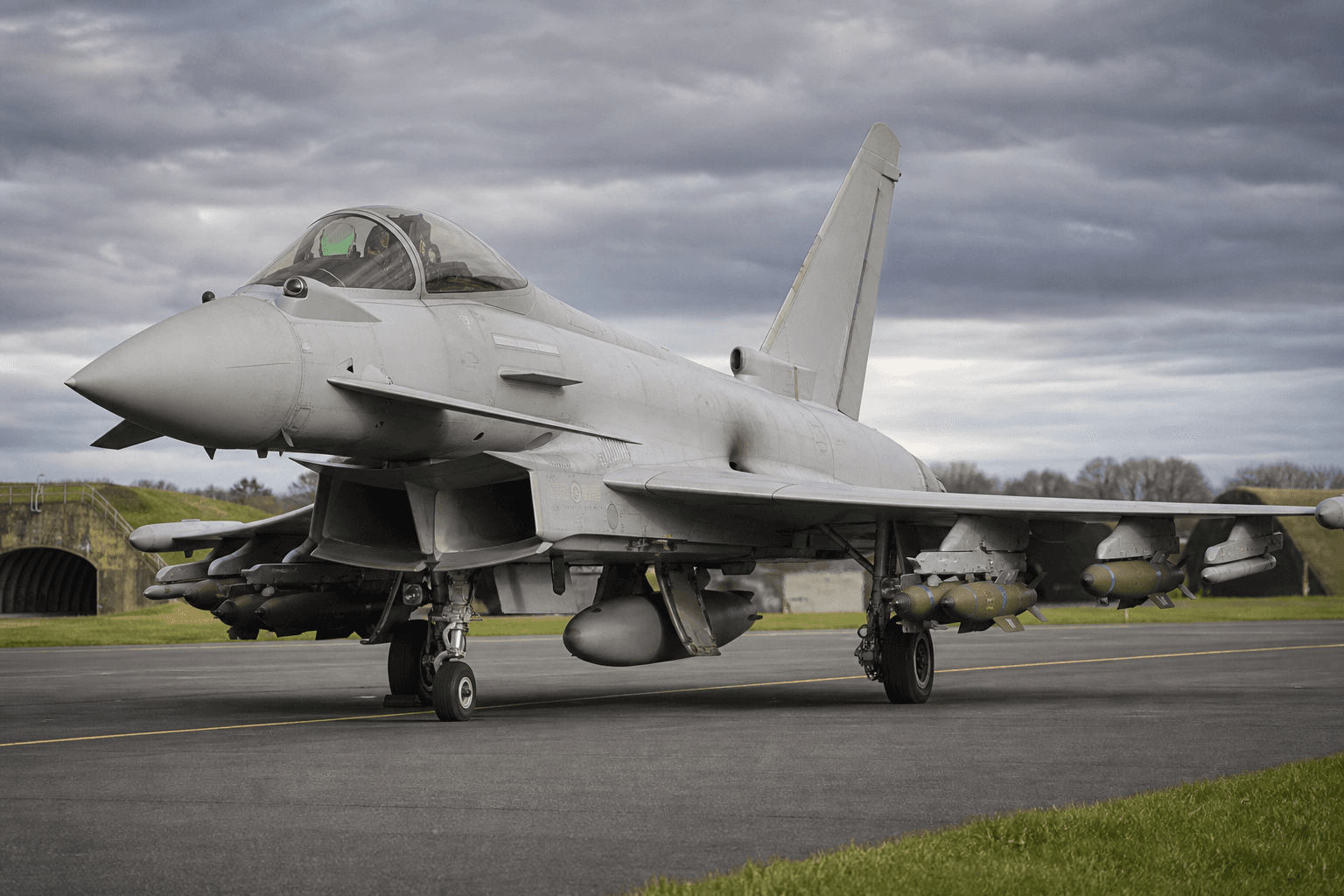 Raytheon UK unveils Red Kite precision-guided bomb to equip RAF Typhoons