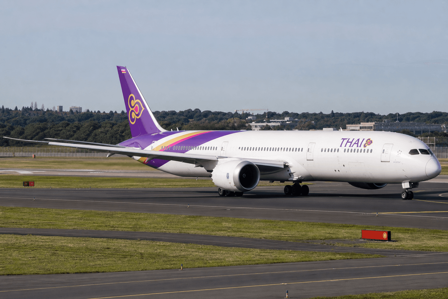 Thai Airways International receives first new GE-powered 787-9