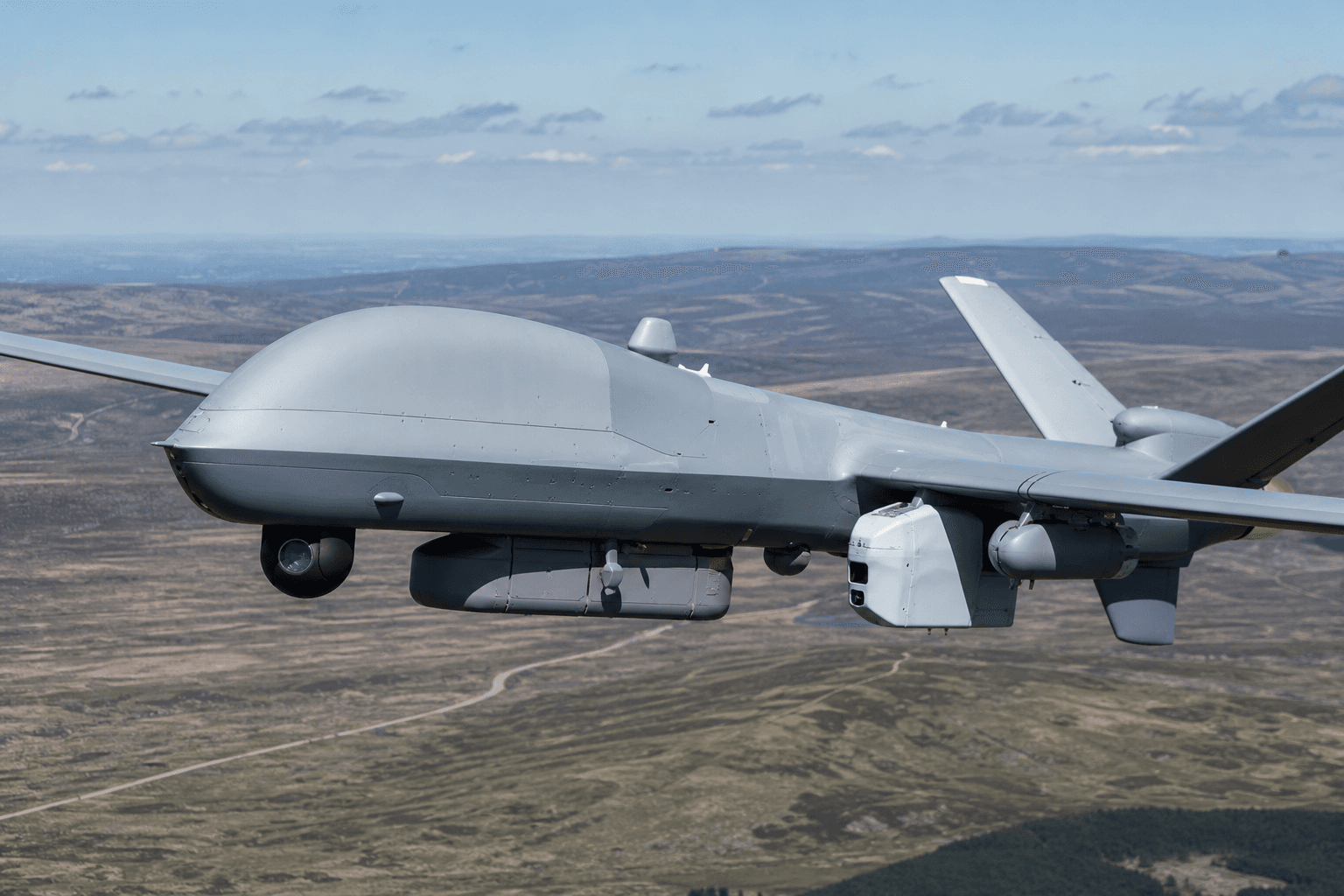 UK funds PYRAMID open avionics push for drones, swarms and GCAP
