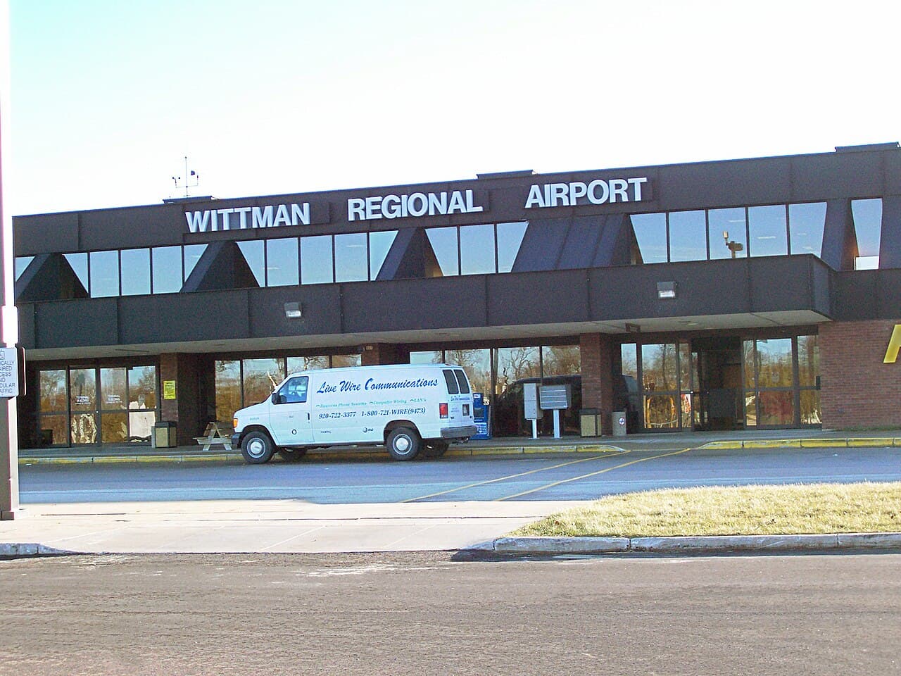 Winnebago County Approves Hangar Expansion At Wittman Regional Airport
